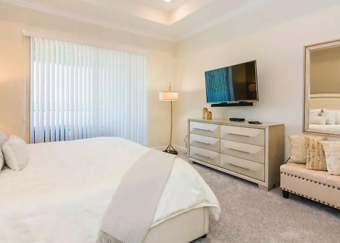 Fabulous Apartment At Storey Lake Sl47513